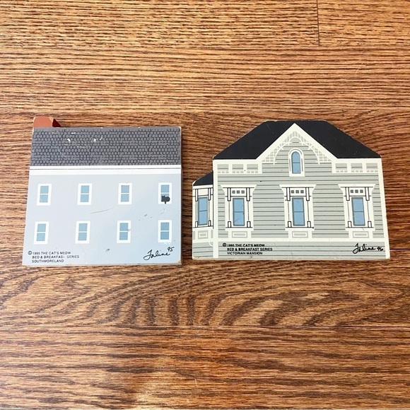 The Cat’s Meow | Vintage 1995 The Bed and Breakfast Series  Lot of 2 Houses - Picture 2 of 11